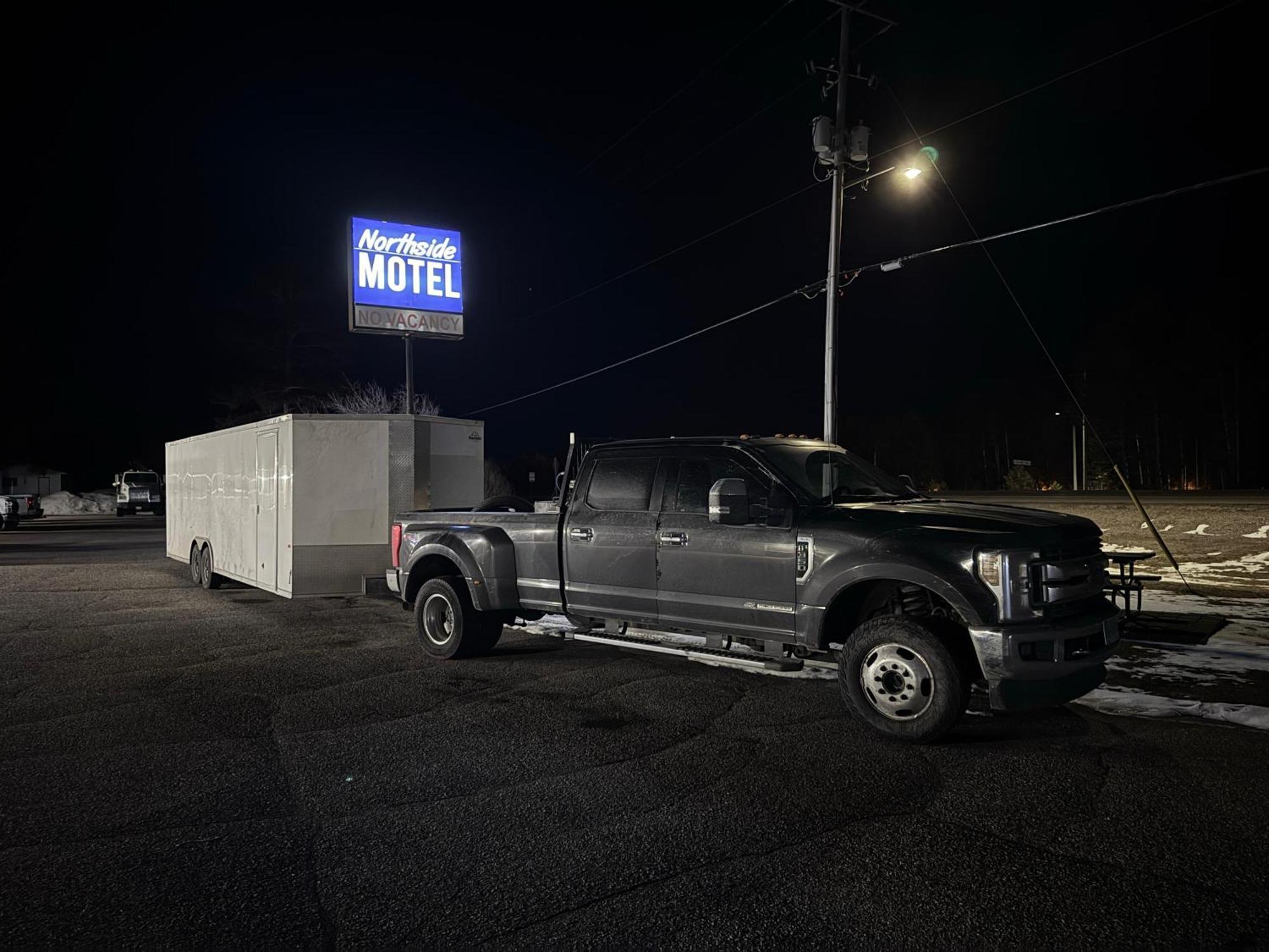 Northside Motel Vermilion Bay Экстерьер фото
